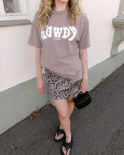 Load image into Gallery viewer, The Boyfriend Tee - Sand